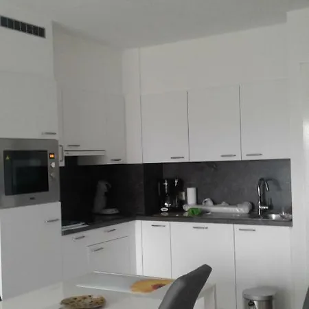 Apartment Green Garden De Haan